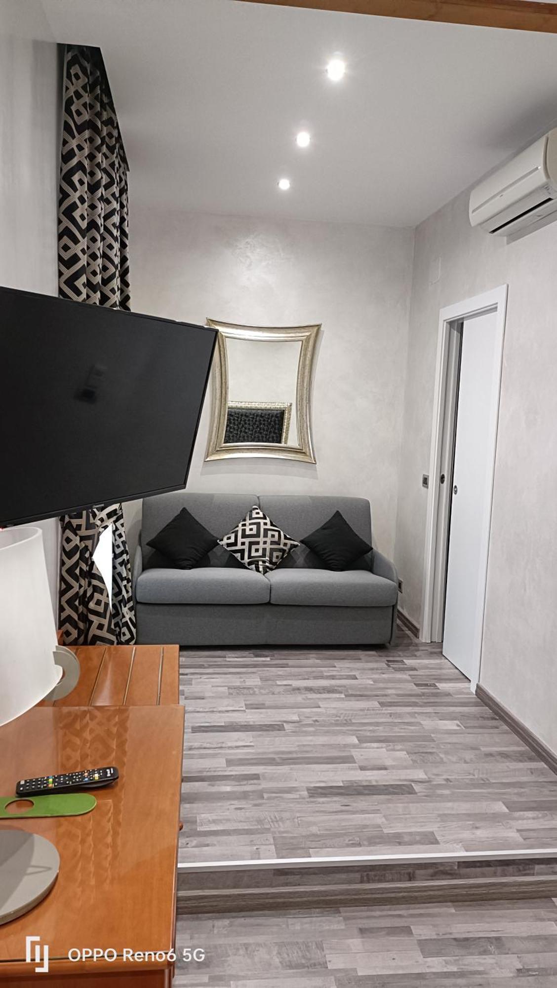 House 4 Mori Hotel Рим Екстериор снимка