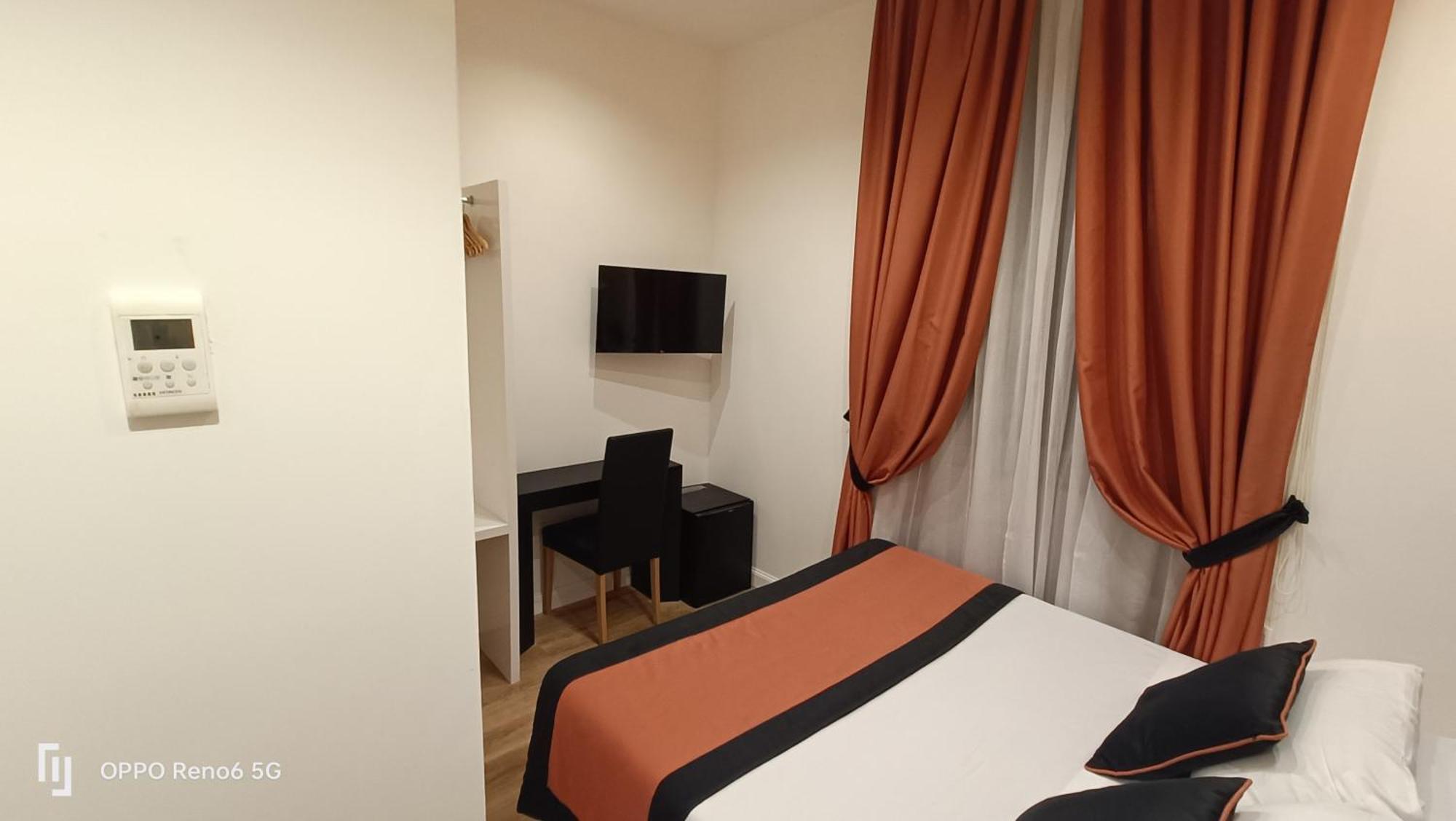 House 4 Mori Hotel Рим Екстериор снимка