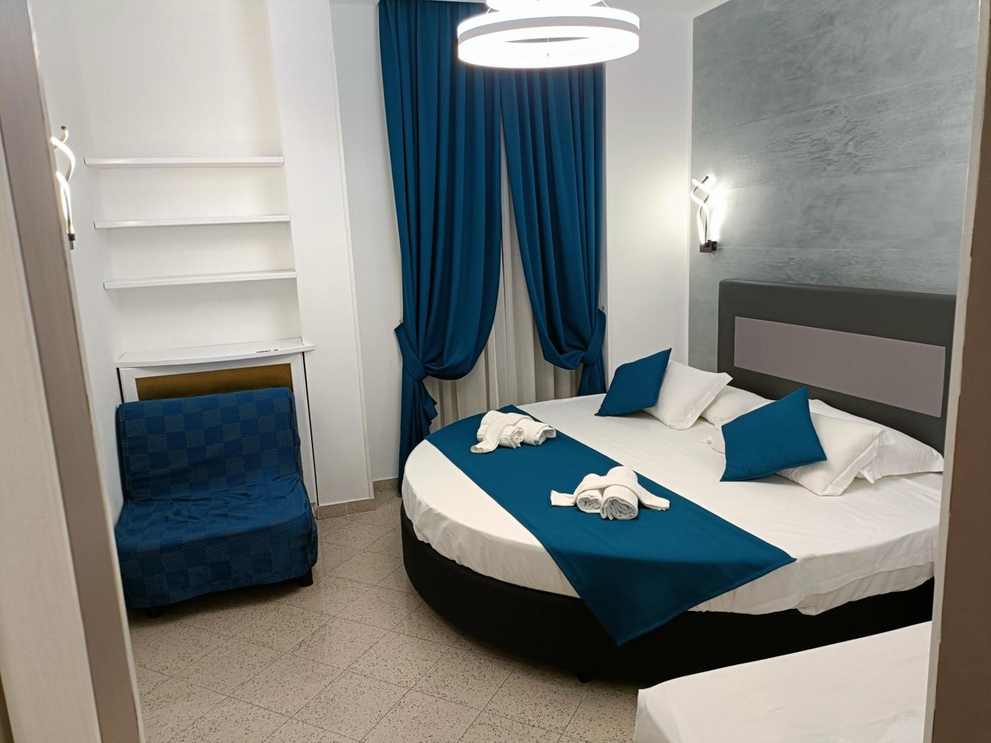 House 4 Mori Hotel Рим Екстериор снимка